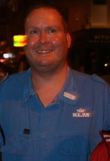 Klik voor foto in apart venster robby_crombeen.jpg